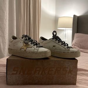 Golden Goose Sneakers